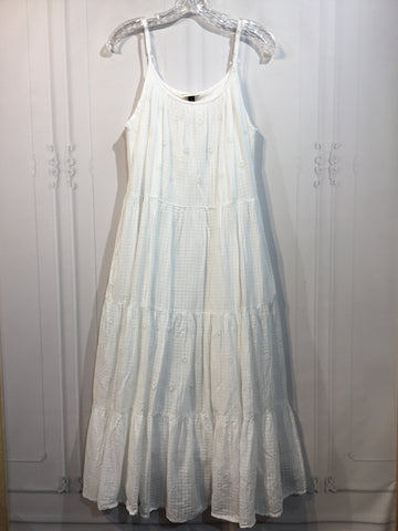Universal Thread Size M/8-10 White Dress