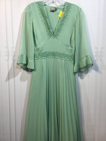 Asos Size XS/0-2 Light Green Dress