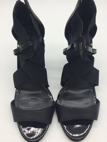White House Black Market Size 8.5 Black Sandals