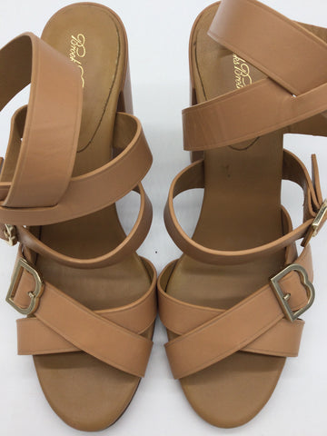 Brooks Brothers Size 8.5 Beige Sandals