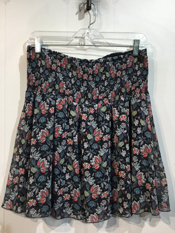 CABI Size M/8-10 Navy & Floral Skirts