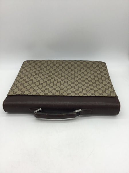 LUXURY GUCCI Size Large Brown Purses/Wallets