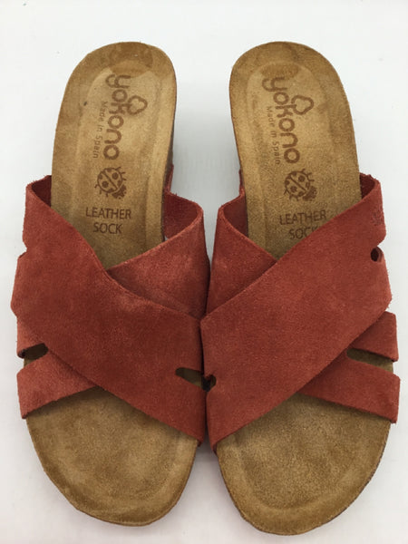 Yokono Size 8 Red Shoes