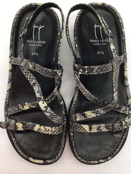 LUXURY Thierry Rabotin Size 7 Black Shoes