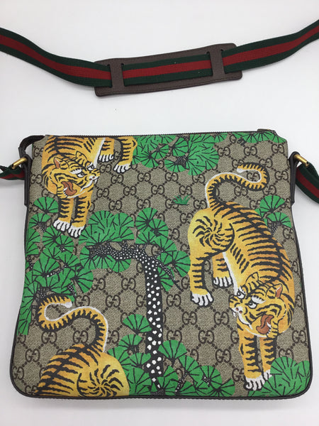 GUCCI Size Medium Brown Gucci