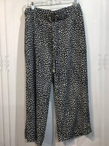 MICHAEL Michael Kors Size M Black Bottoms