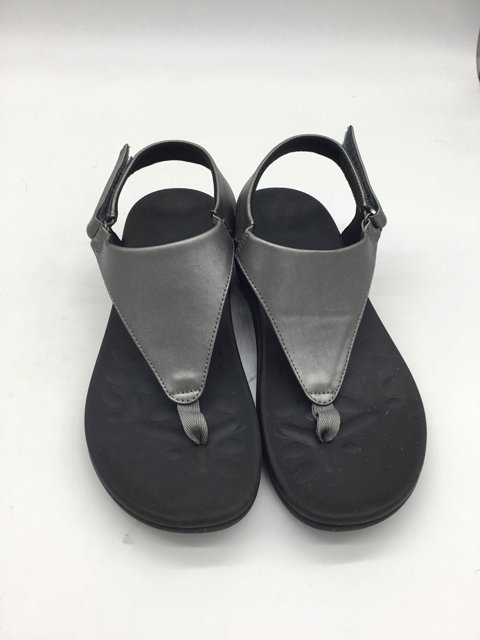UTENAG Size 7.5 Grey Shoes