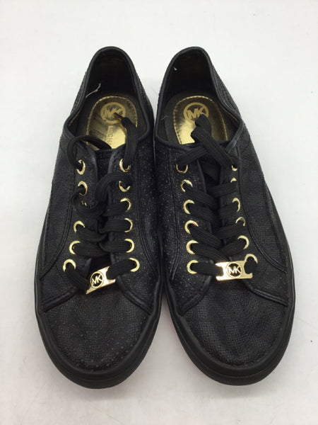 Michael Kors Size 6.5 Black Shoes