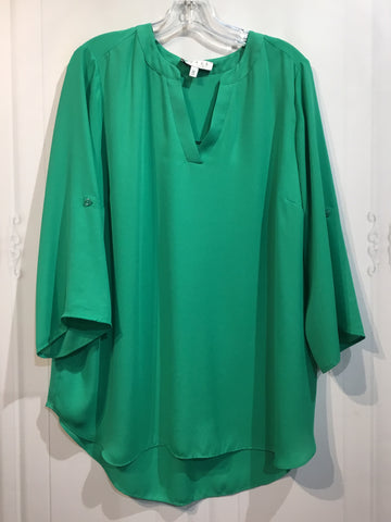 Chaus Size 1X Green Tops