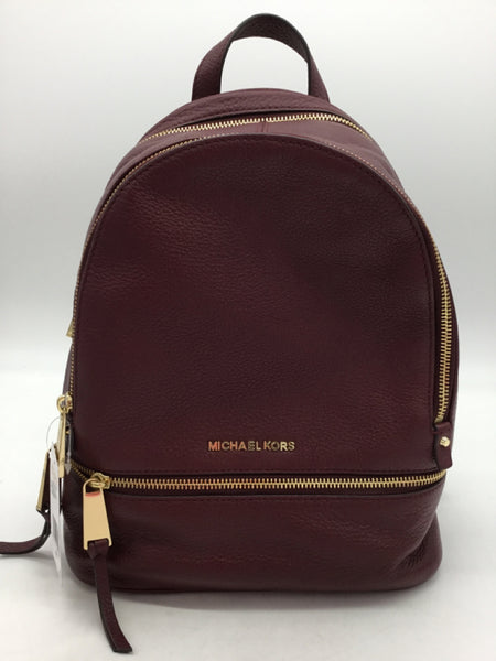 NWT Michael Kors Size Large Purple Purses/Wallets