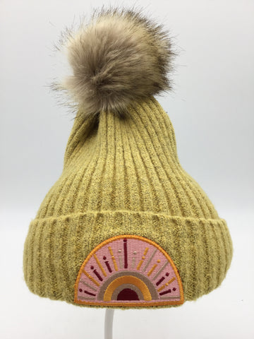 Virginia Wolf Yellow Winter Accessories