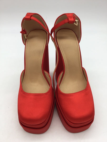 Steve Madden Size 7.5 Red Shoes