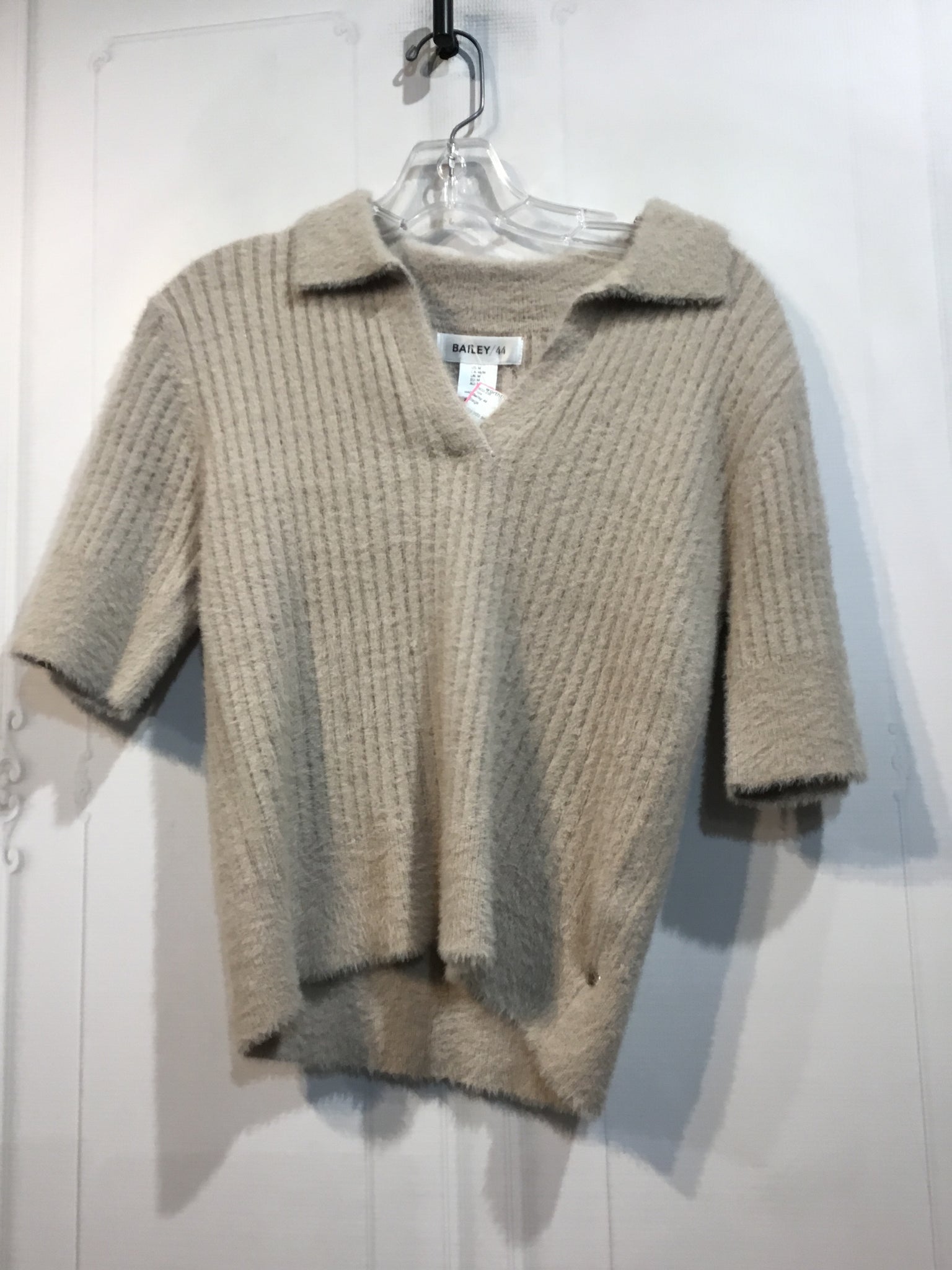 Bailey 44 Size Medium Beige Tops