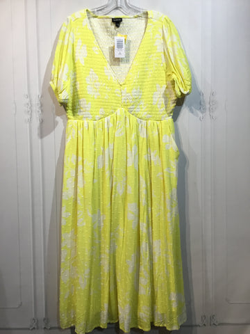 Torrid Size 1X/16-18 Yellow & White Dress