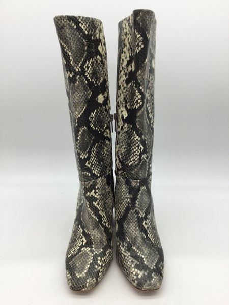 VINCE CAMUTO Size 6.5 Beige Shoes