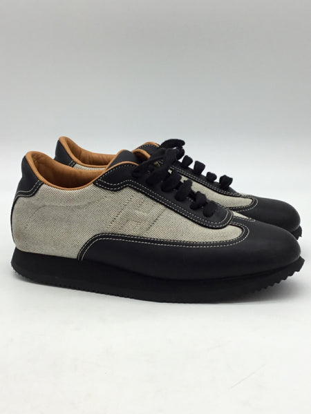 LUXURY Hermes Size 8.5 Grey Shoes