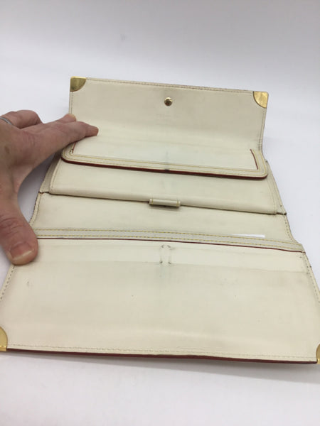 LUXURY Louis Vuitton Size Small White Purses/Wallets