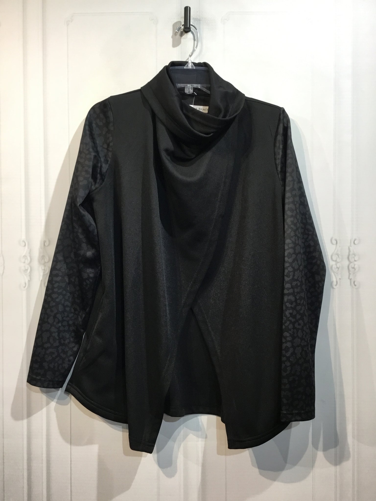 Pebble Beach Size M Black Athletic Wear
