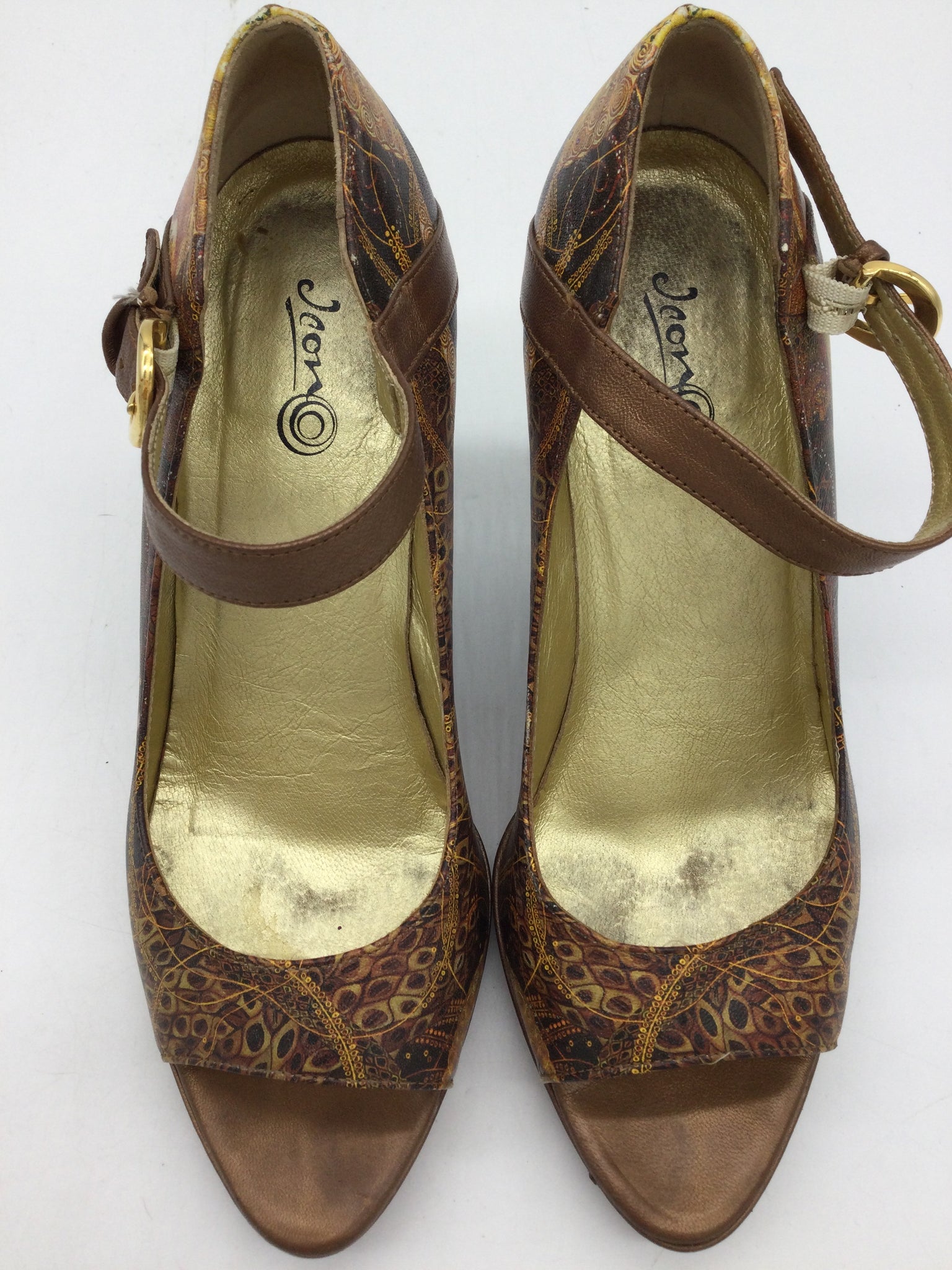 Icon Size 6 Brown Shoes