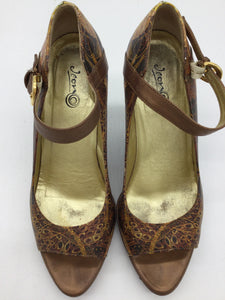Icon Size 6 Brown Shoes