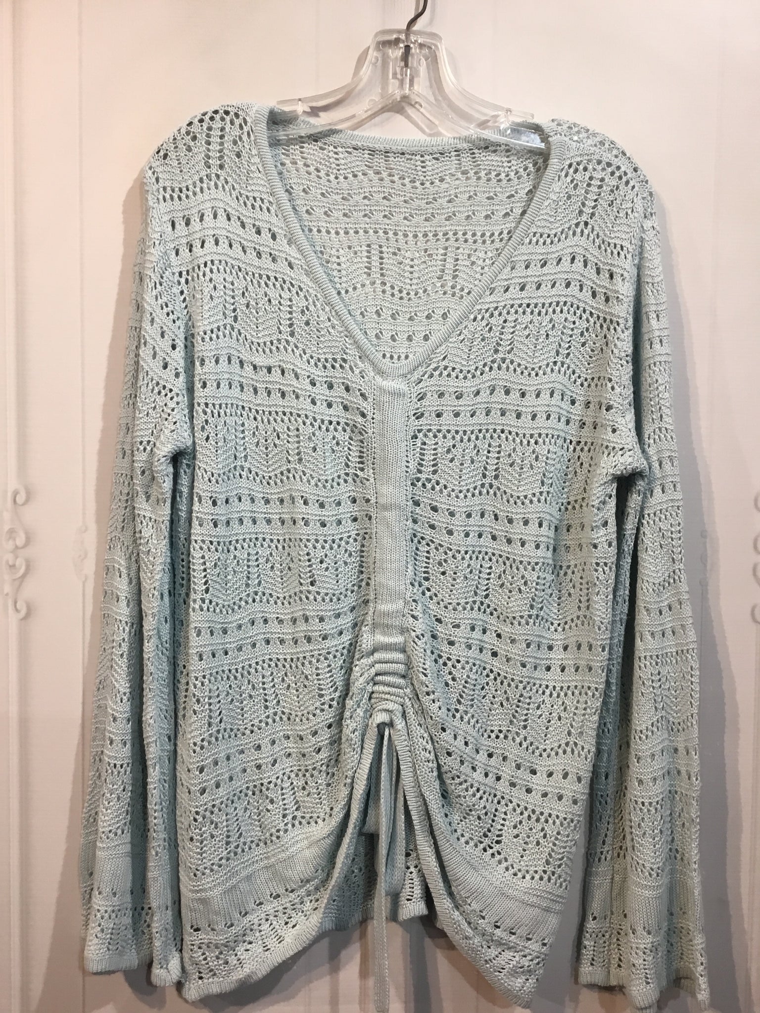 Size M Blue Tops