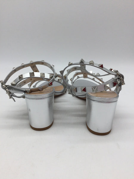 Valentino Size 9 Silver Shoes