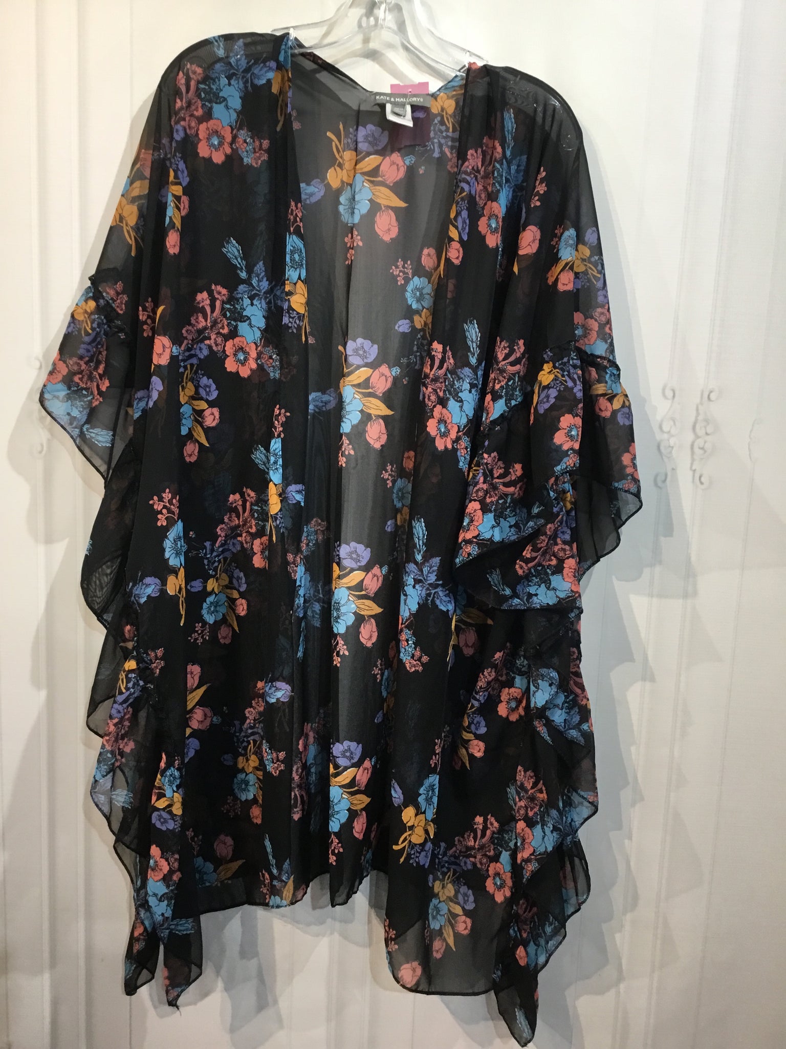Kate & Mallory Size One Size Black Tops