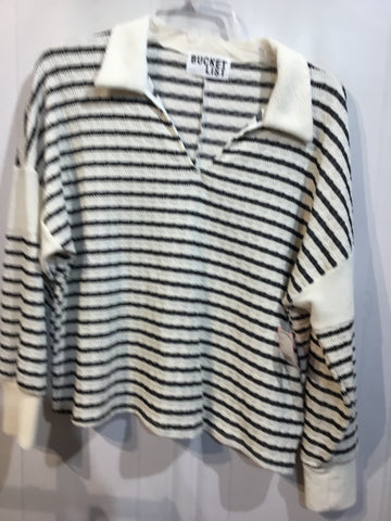 Bucket List Size Extra Small White Tops