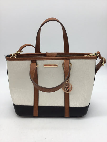 Anne Klein Size Medium White Purses/Wallets