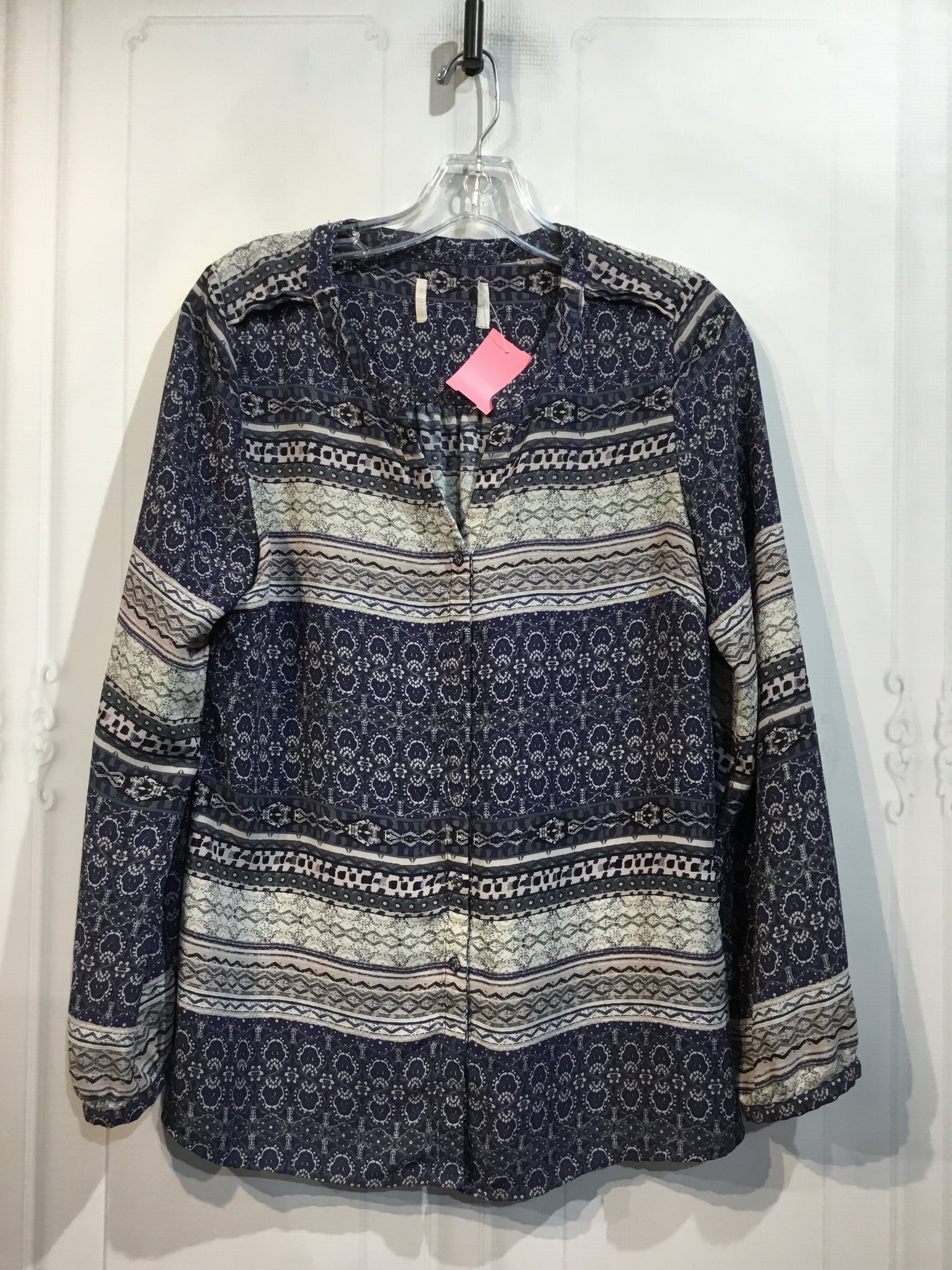 Size Medium Blue Tops