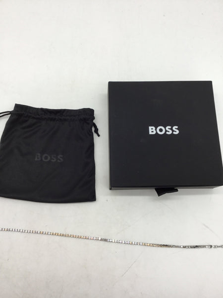 NWT BOSS Silver Necklace