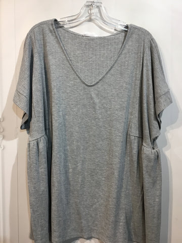 First Love Size 3X/22-24 Grey Tops