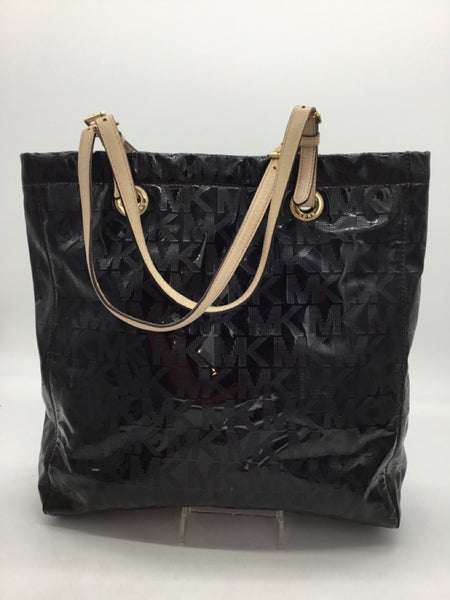 MICHAEL Michael Kors Size Large Black Purses/Wallets