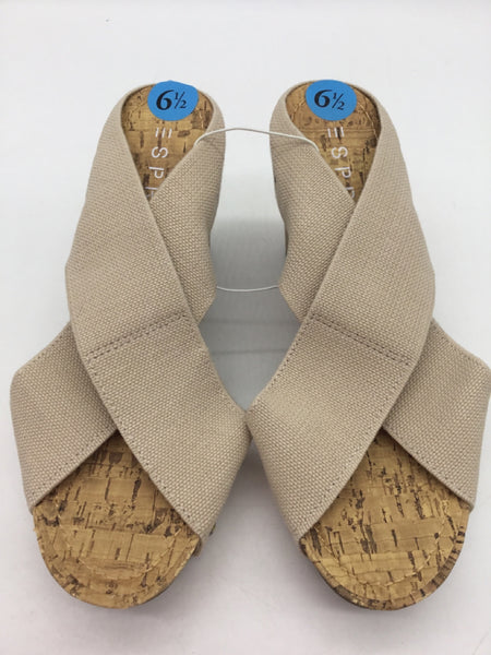 Espirit Size 6.5 Beige Shoes