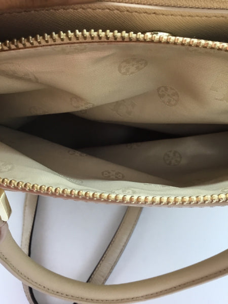 LUXURY Tory Burch Size Medium Beige Purses/Wallets