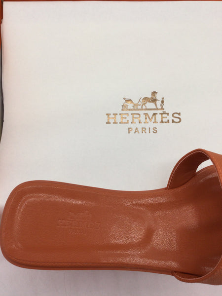 LUXURY Hermes Size 8.5 Orange Shoes