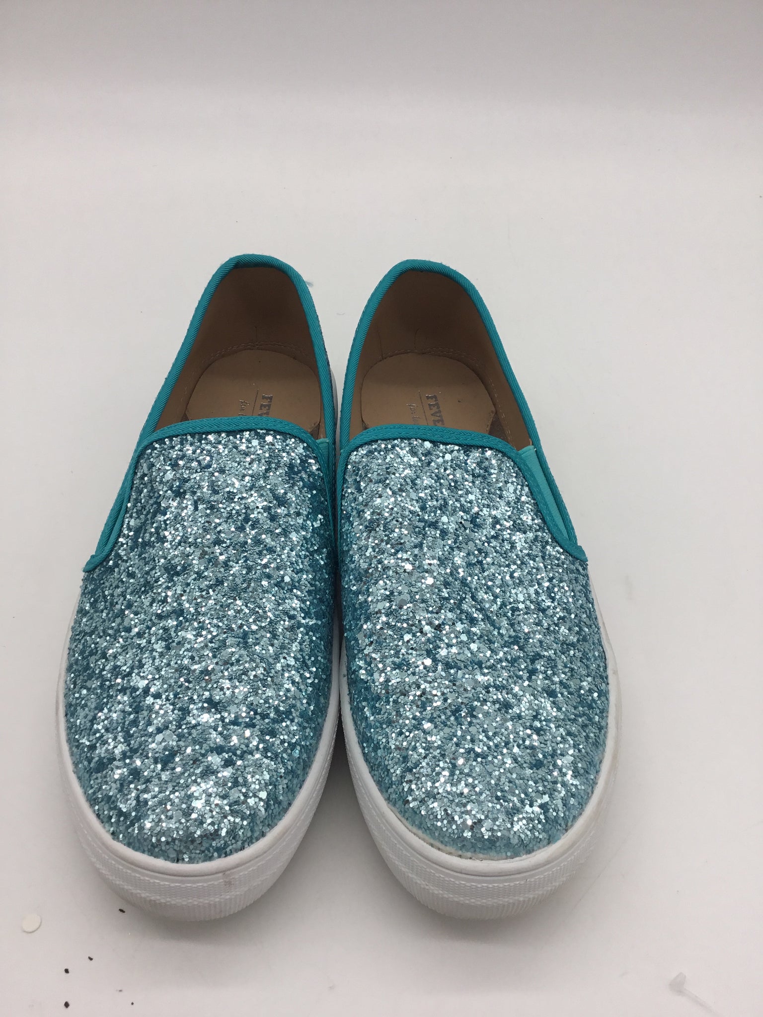 FEVER SOLE Size 8 Green Shoes