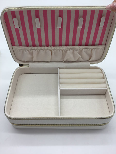 NWT A New Day Size Small White Purses/Wallets