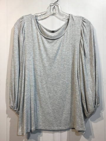 Cupio Size Medium Grey Tops