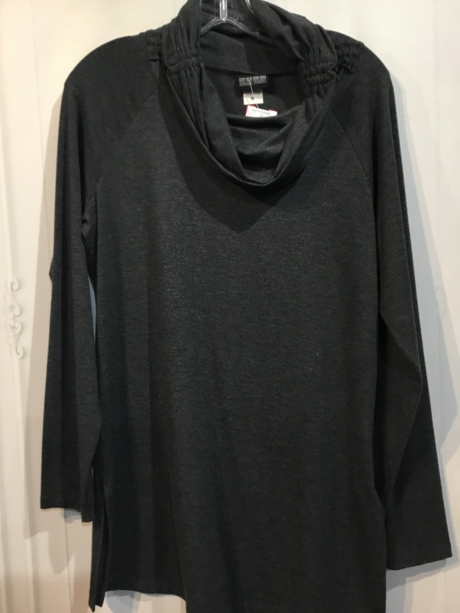 Nomadic Traders Size Medium Grey Tops