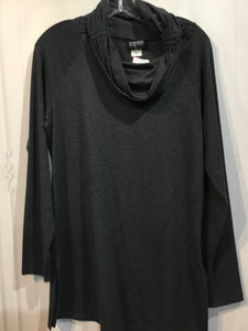 Nomadic Traders Size Medium Grey Tops