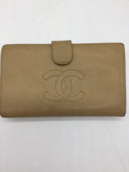CHANEL CC Logo Caviar Leather Long Wallet