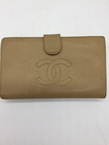 CHANEL CC Logo Caviar Leather Long Wallet