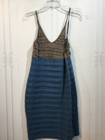 Esley Size M/8-10 Brown & Blue Dress