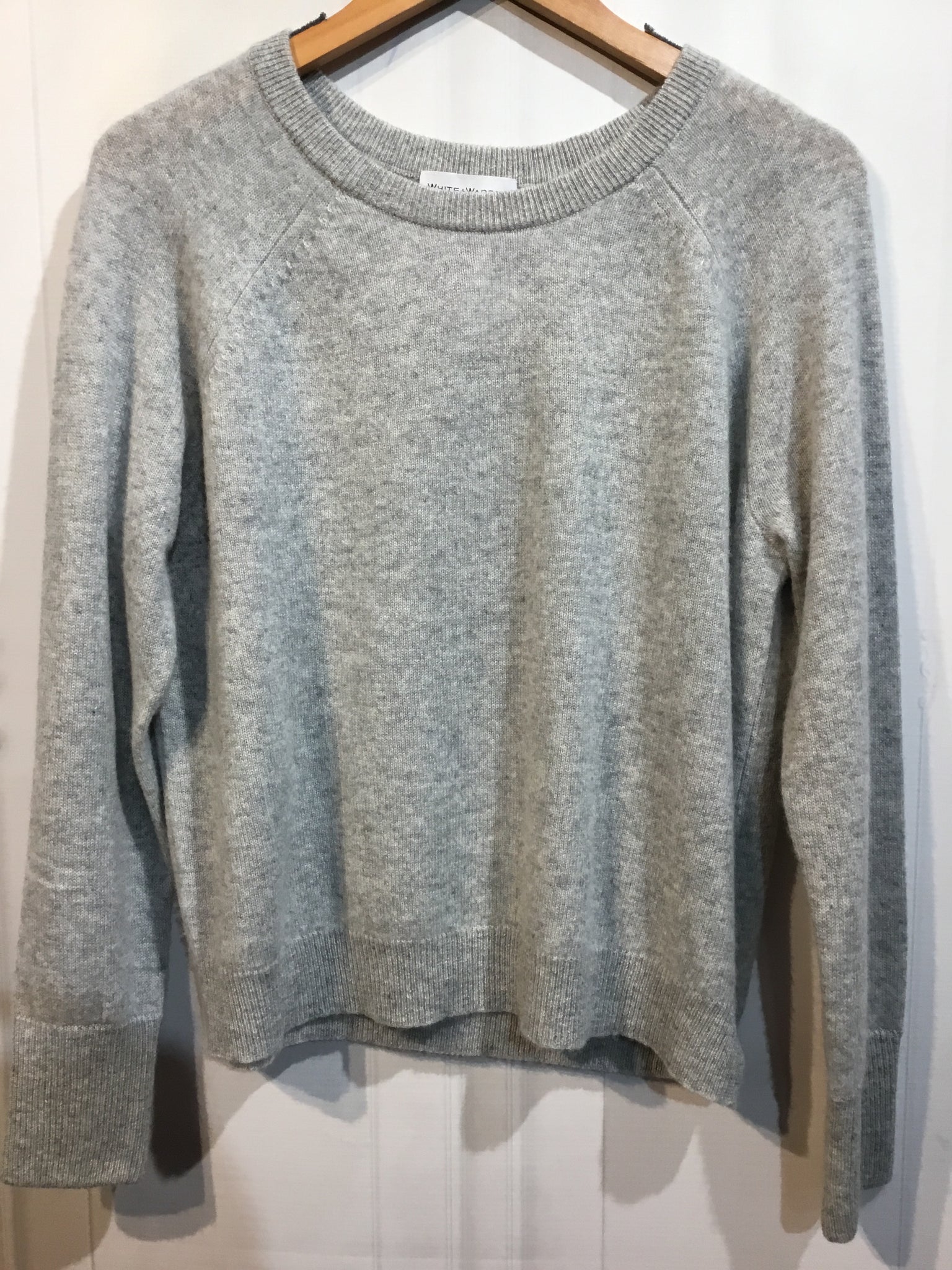 LUXURY White & Warren Size Small Grey Tops