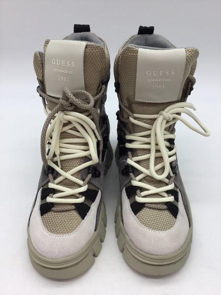GUESS Size 7 Grey Shoes