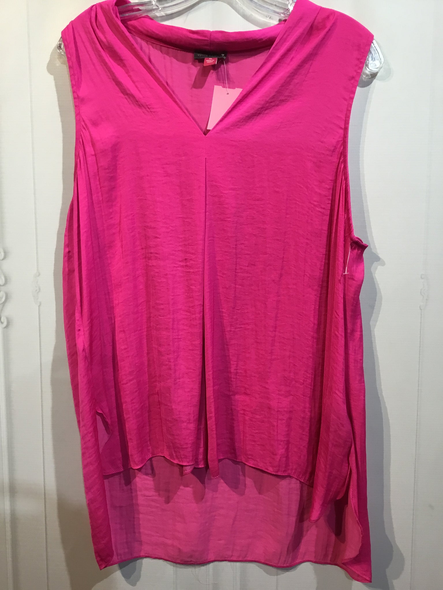 VINCE CAMUTO Size XL Pink Tops