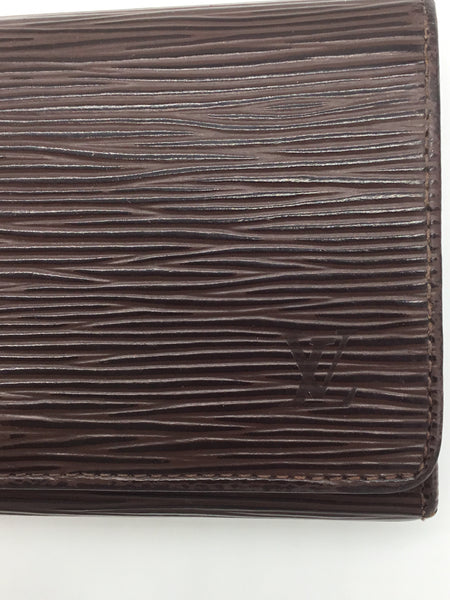 Louis Vuitton Size Small Brown Louis Vuitton Epi Leather Wallet