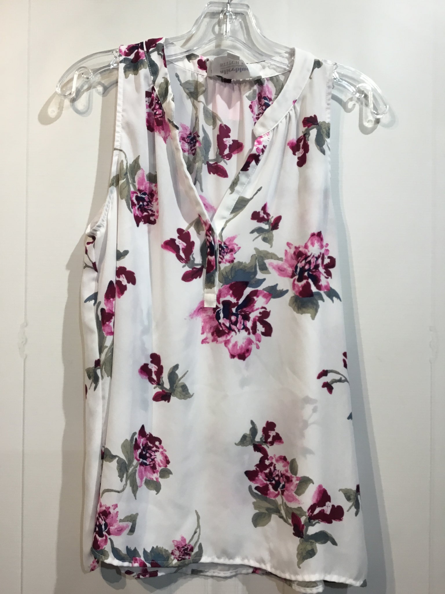 Alice Blue Size Medium White Tops