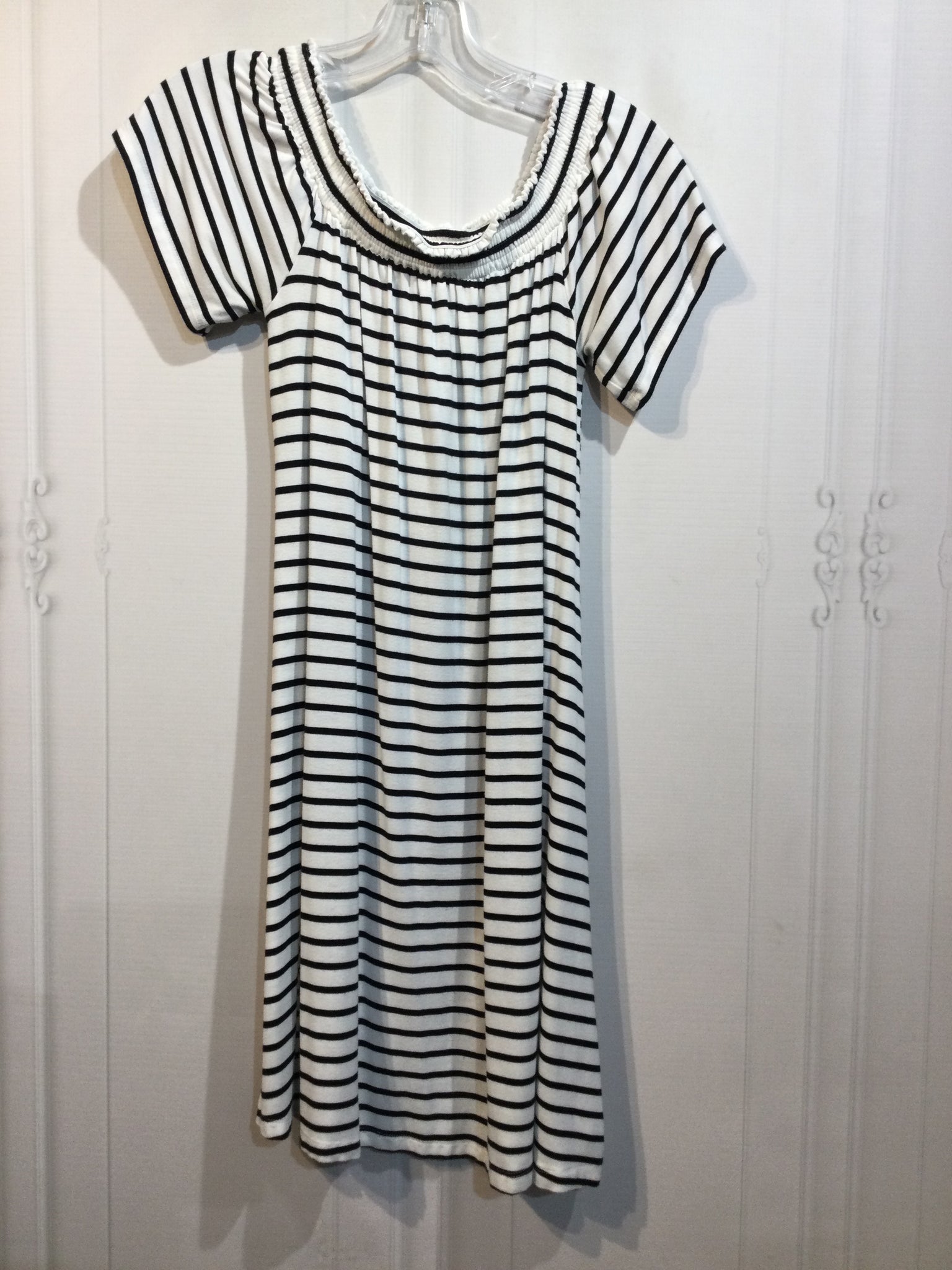 Massimo Size S White DRESS/1 PIECE